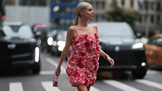 4 ξηρά λαδάκια σώματος για μεθυστικό άρωμα και λάμψη στην επιδερμίδα