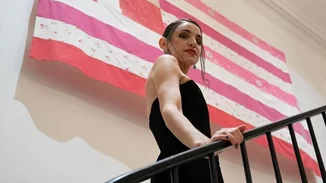 Γεωργία Λαλέ: "Η σύγχρονη Ελληνίδα είναι μία καρυάτιδα. Είναι η κολόνα της κοινωνίας, αλλά παράλληλα κουβαλάει και όλες τις ευθύνες της"