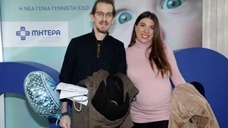 Μελίνα Μακρή | | "Κοίταζα το μωρό μου, δεν μπορούσα να το αγγίξω. Γυρνούσα σπίτι και έκλαιγα"