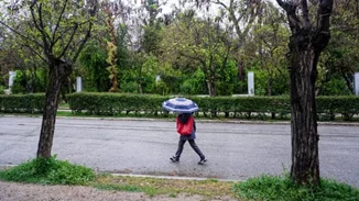 Αστατος ο καιρός | Βροχές, καταιγίδες και πτώση της θερμοκρασίας σήμερα