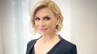 Κατερίνα Καραβάτου | Ερωτευμένη ξανά; - Ποιος είναι ο άνδρας που φέρεται να βρίσκεται στο πλάι της