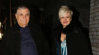 Γιώργος Τράγκας | Το σαλέ στον Παρνασσό και η βίλα στην Κέρκυρα - "Φύλλο και φτερό" τα πόθεν έσχες της συζύγου του