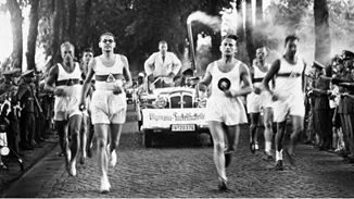 Ολυμπιακοί Αγώνες | Κι όμως η Λαμπαδηδρομία καθιερώθηκε από τον Αδόλφο Χίτλερ