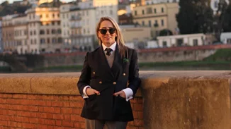 Ανδρονίκη Ξημέρη | H γυναίκα που έχει εμμονή με την ανδρική μόδα