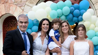 Κοσμική βάφτιση με νονά την Αθανασία Κασσιώτη - Μαρινάκη | Οι γνωστοί καλεσμένοι και η στήριξη στον Σύλλογο "ΕΛΠΙΔΑ"