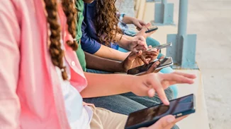 Back to school hauls | Η νέα τάξη πραγμάτων ή ένα επικίνδυνο trend;