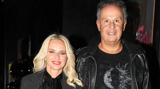 Η Μαρία Μπεκατώρου με τον σύζυγό της σε σπάνια βραδινή έξοδο