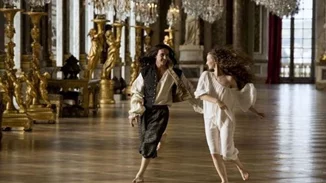 Ο Λουβοδίκος 14ος έκανε μόνο μία φορά μπάνιο στη ζωή του. Τα μυστικά του ανακτόρου των Βερσαλιών