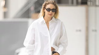 Κομψό, ευέλικτο και διαχρονικό | Πώς αυτό το "βαρετό" must have της γυναίκειας γκαρνταρόμπας ταιριάζει σε κάθε περίσταση