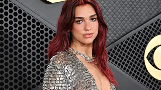 Dua Lipa | Ο σοβαρός λόγος που ακύρωσε τη συναυλία της - "Με πονάει πραγματικά"