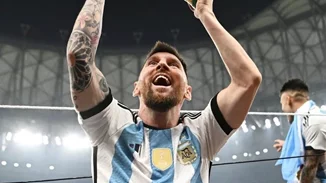 Οι κοιλιακοί του Lionel Messi είναι από άλλο πλανήτη