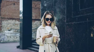 Εσύ ξέρεις τι σημαίνουν οι όροι "τοξικός σύντροφος", "gaslighting" και "ghosting"