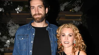 Τζένη Μπότση | Η νέα φωτογραφία από την Ικαρία με τον σύντροφο και την κόρη τους, Αλίκη