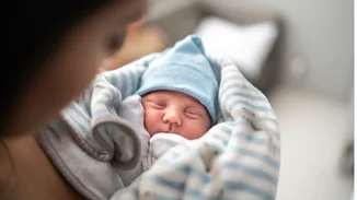 Ανοίγει η πλατφόρμα στο τέλος Μαρτίου για το επίδομα μητρότητας