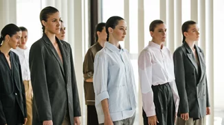 Η υψηλή ραπτική συναντά το ανδρόγυνο στυλ στο 2ο επεισόδιο της 28ης διαδικτυακής Athens Xclusive Designers Week