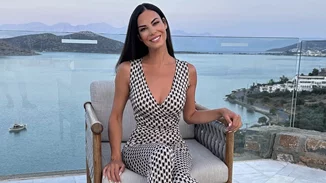 "Ο καλύτερος συνοδός της βραδιάς" | Η έξοδος της Εύης Βατίδου και η αντίδραση του γιου της