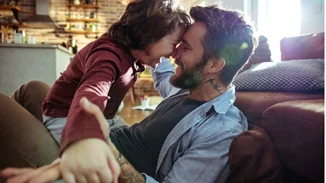 Μπαμπά, να τι θα λες στο παιδί σου όταν φωνάζει "τη μαμά θέλω, όχι εσένα!"