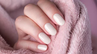 Σου χαλάει το μανικιούρ σε 2 μέρες; Έχω τη λύση!