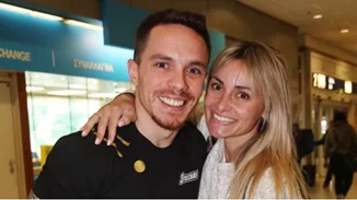 Περήφανος πατέρας ο Λευτέρης Πετρούνιας | Η 4χρονη κόρη του, Λένια ισορροπεί στη δοκό