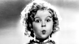 Την ανάγκαζαν να χορέψει με τραυματισμένο πόδι | Η χαμένη παιδική ηλικία της Shirley Temple