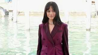 "Beetlejuice" aesthetic | Ποια είναι η νέα τάση που βλέπουμε παντού στα social media