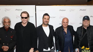 Αντικριστά με τον Γιώργο Θεοφάνους στο Παλλάς