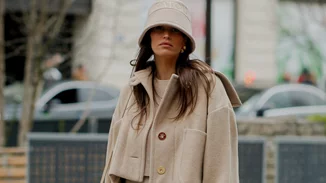 Οι δημιουργικοί τρόποι για να κάνεις styling σε ένα ζευγάρι μπορντό μπότες