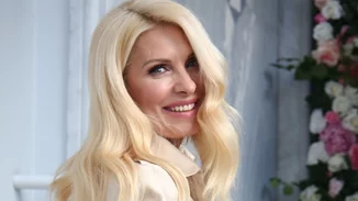 Ελένη Μενεγάκη | Γιορτάζει τη Γιορτή της Μητέρας με σπάνιες φωτογραφίες των παιδιών της