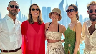 Η Βίκυ Καγιά και η Αθηνά Οικονομάκου πιο εντυπωσιακές από ποτέ | Διασκέδασαν σε party στο Ντουμπάι με τη Jennifer Lopez