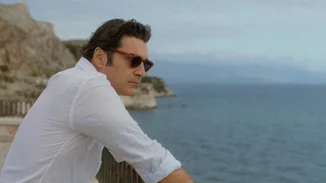 Χριστόφορος Παπακαλιάτης | "Διαχειρίζομαι τις αρνητικές κριτικές με νεύρα"