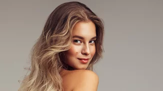 Curtain bangs τέλος! Αυτή είναι η νέα μεγάλη τάση στα μαλλιά