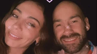 Ολυμπία Χοψονίδου & Βασίλης Σπανούλης | Ποζάρουν αγκαλιασμένοι στην βραδινή έξοδό τους