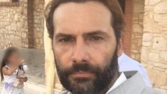 Παναγιώτης Μπουγιούρης | Ευχάριστα νέα για τον ηθοποιό - Φωτογραφίες από το μυστήριο