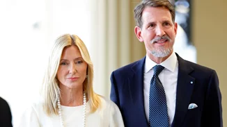 Marie Chantal - Παύλος Ντε Γκρες | Οικογενειακή απόδραση στο εξωτερικό - Η σύνδεση με την πριγκίπισσα Charlene