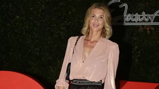 Η Νίκη Κάρτσωνα ντυμένη νυφούλα | Η τρυφερή ανάρτηση με τον σύζυγό της