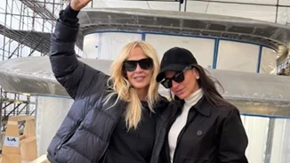 Η Δήμητρα Κούστα απαθανατίζει την Άννα Βίσση και τον Γιάννη Κούστα στο Wimbledon