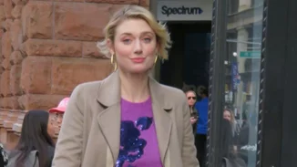 Η Elizabeth Debicki δηλώνει "τρομοκρατημένη" που θα υποδυθεί την πριγκίπισσα Diana