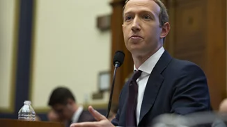 Οι πλουσιότεροι άνθρωποι στον κόσμο αυτήν τη στιγμή