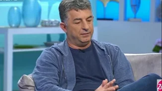 Δολοφονία Καραϊβάζ | Θρήνος στο τελευταίο "αντίο" στον δημοσιογράφο στη Δράμα (εικόνες)