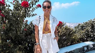 Αθηνά Οικονομάκου| Φόρεσε το look που είναι ιδανικό για χαλαρές cocktail βραδιές αυτή την εποχή