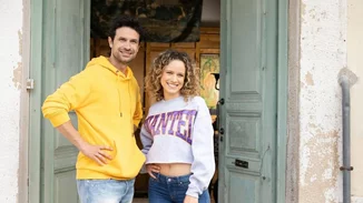 "Τα Φαντάσματα" | Ο Ορφέας Αυγουστίδης μάς βάζει στα backstage των γυρισμάτων