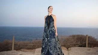 Η Ευγενία Νιάρχου με το φόρεμα - επιτομή του καλοκαιρινού στιλ