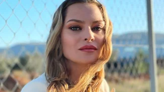 Υβόννη Μπόσνιακ | Η huge αλλαγή στα μαλλιά της - Δες σε ποια απόχρωση τα έβαψε (pic)