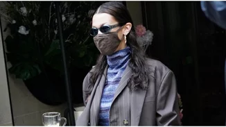 Σύγχρονη, "gen-Z friendly", τολμηρή | Η εμφάνιση της Bella Hadid στο Παρίσι