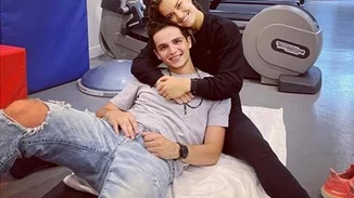 Ο Κωνσταντίνος Μητσοτάκης στο πλευρό της Μαρίας Σάκκαρη μετά τη σεξιστική επίθεση εις βάρος της