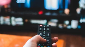 Δέκα κλασικές κωμωδίες για οικογενειακές εορταστικές στιγμές στο σπίτι