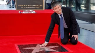 Ο σεναριογράφος Μάικλ Σουρ απέκτησε αστέρι στη Λεωφόρο της Δόξας του Χόλιγουντ