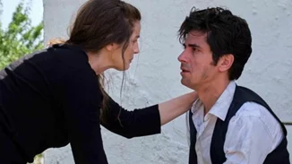 "Άγριες Μέλισσες" | Οι πρωταγωνιστές της σειράς σε ένα απίστευτο Tik Tok βίντεο