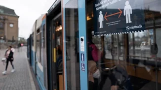 Σουηδία | Τραμ εκτροχιάσθηκε και κατέληξε μέσα σε πιτσαρία - 7 τραυματίες