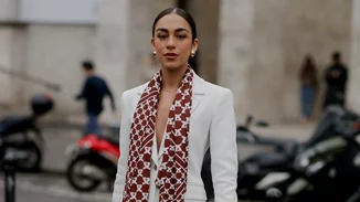 Αυτά τα μποτίνια από τη Zara έχουν το χρώμα της σεζόν και είναι η απαραίτητη προσθήκη για τη συλλογή σου